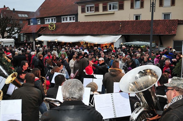 Weihnachtsmarkt in Fichtenberg am 11.12.2011. Veranstalter Dorle e.V.