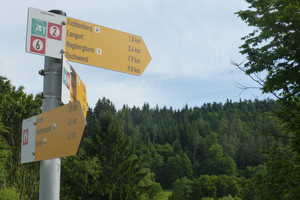 Wanderleitsystem in Fichtenberg eingeweiht